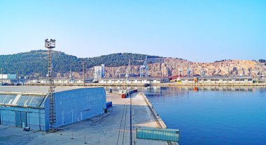 Adria Limanı, 13: 15; 26 Temmuz 2018; Bar, Karadağ, Balkan Yarımadası, Avrupa
