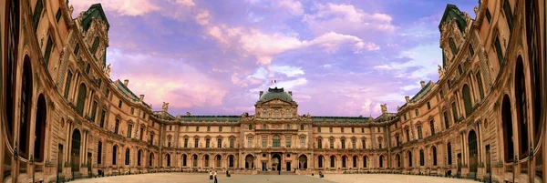 ekstra geniş açı panoramik. Müzeler ve tarihi bir anıt Paris, Fransa.