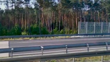 bir otoyol gürültü koruması