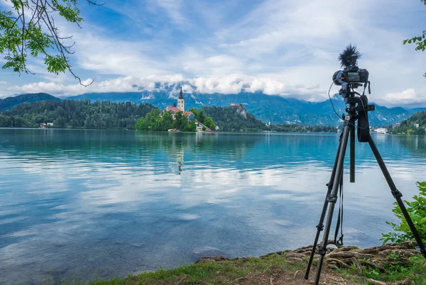 Bled with lake, island and the mountains. — Stock Photo, Image