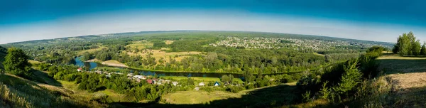 Panoramic view to the Seversky Donets River and the city of Izyu — Stock Photo, Image