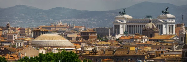 Roma ve Venezuela Sarayı 'nın antik mimarisi, İtalya