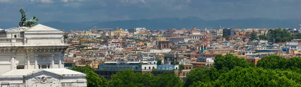 Panorama a sitycape starého Říma, Itálie — Stock fotografie