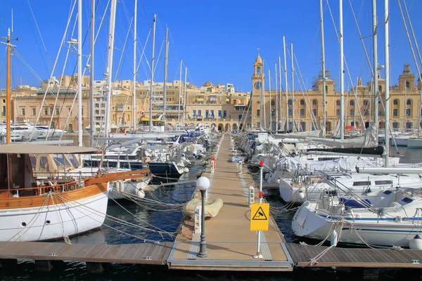 Foto Genomen Het Eiland Malta Afbeelding Toont Een Jachthaven Buurt — Stockfoto