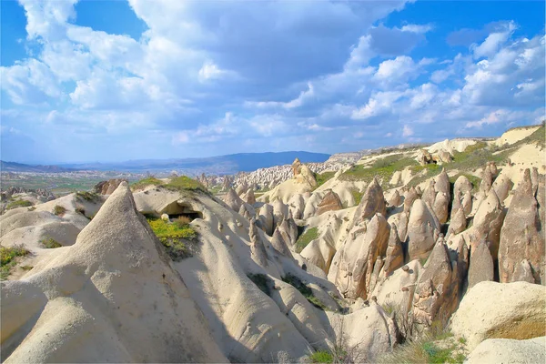 Las extrañas montañas de Capadocia . —  Fotos de Stock