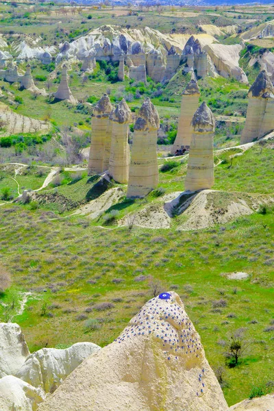 Valle del amor en la montaña Capadocia . —  Fotos de Stock