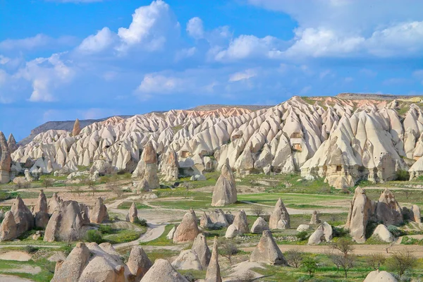 Paesaggio rurale degli altopiani chiamato Cappadocia . — Foto Stock
