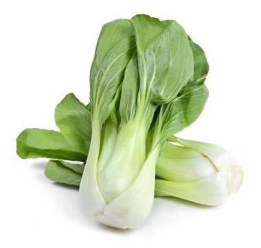 Temiz pak choi lahana veya Çin lahanası, beyaz arka plan üzerinde izole. Taze, yeşil sebze, yakın çekim shot. Sağlıklı yaşam tarzı tema, mutfak sahnesi.