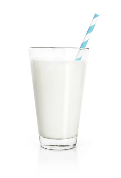 Sklenice Čerstvého Mléka Pitím Sláma Izolované Bílém Pozadí Čisté Mléko — Stock fotografie