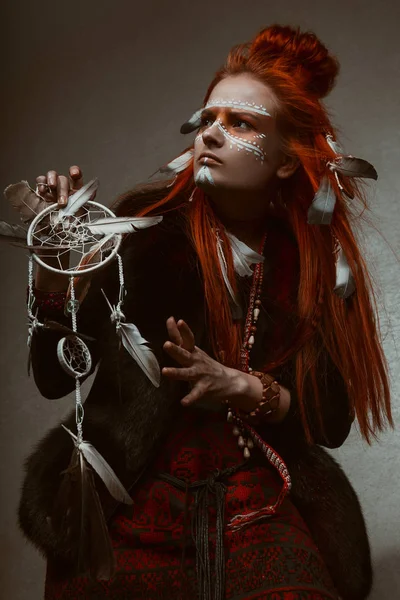 Red Haired Girl Image Shaman — Stock Photo, Image