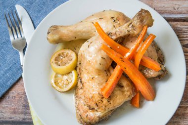 Havuç ile tavuk bacağı