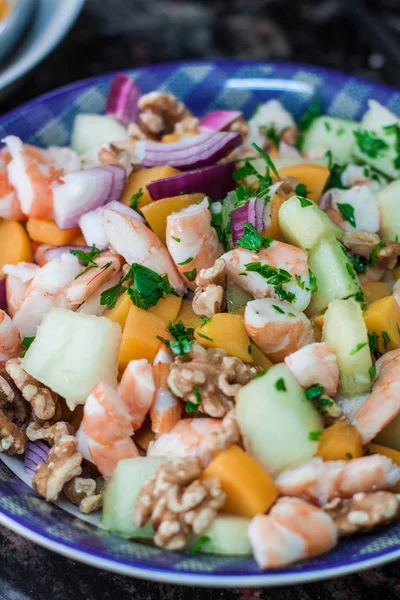 Salade de crevettes fraîches — Photo