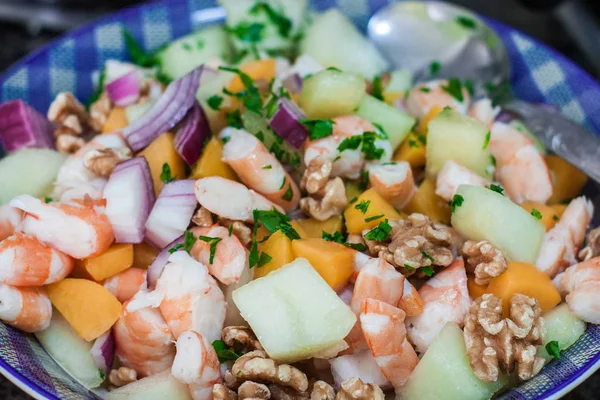 Salada de camarão fresca — Fotografia de Stock