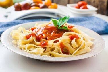 ev yapımı makarna çeşitleri