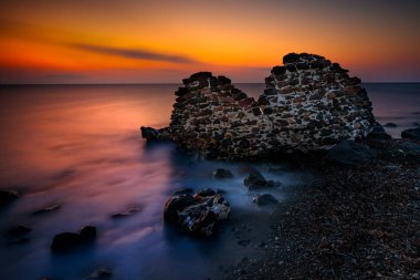 Güzel gün batımı seaview, Akdeniz, mükemmel, harika manzara yer yaz tatili için Yunan Adası'nın muhteşem doğa