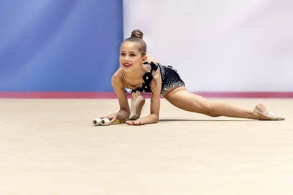 Ritmische gymnastiek competitie — Stockfoto