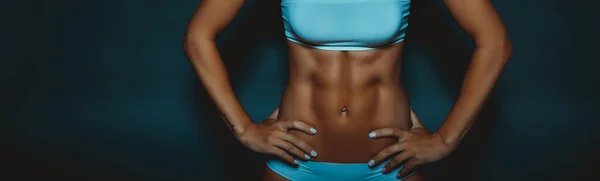 Female Body Perfect Abs Fit Girl Six Pack Isolated Dark — Stock Photo, Image