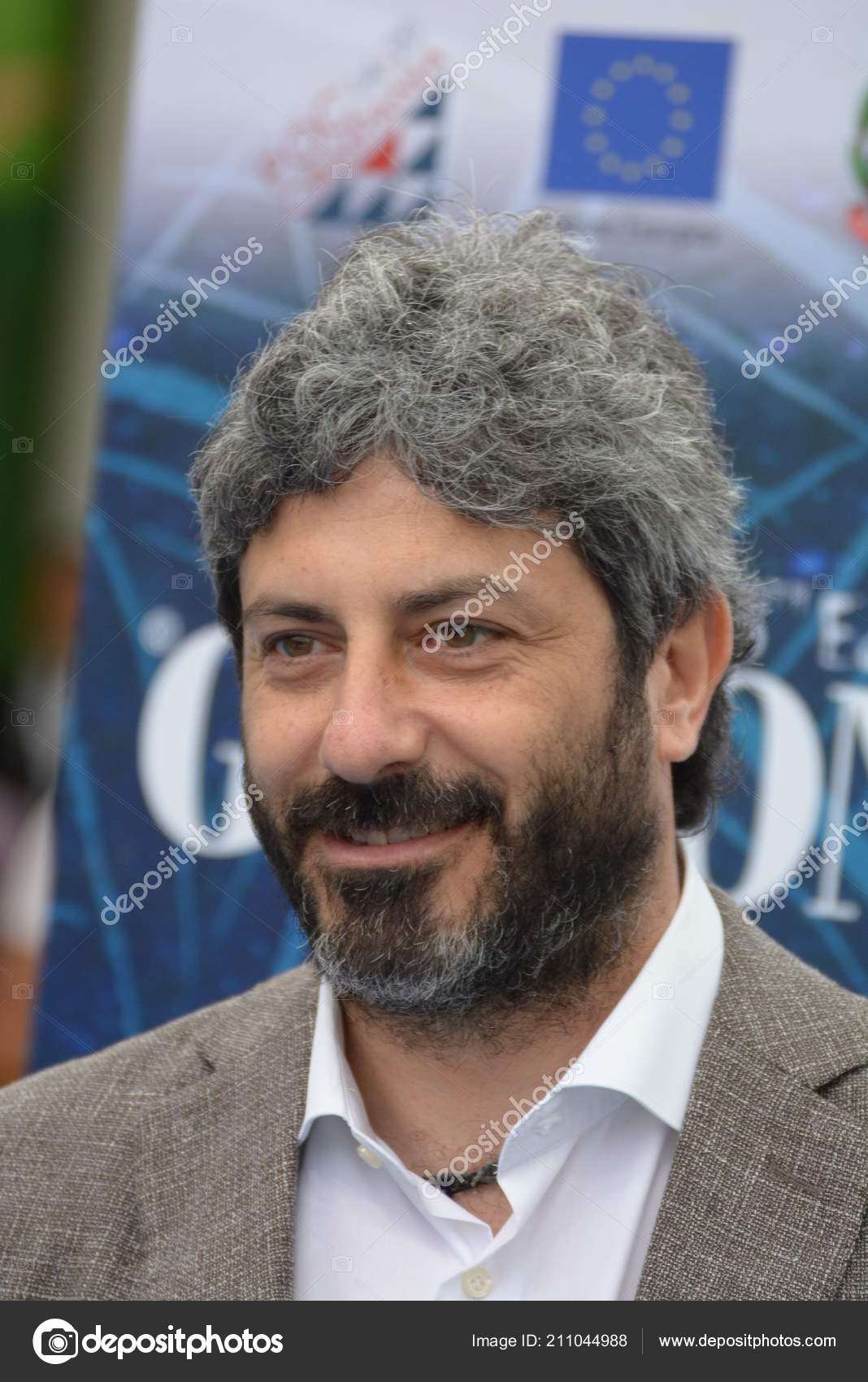 ロベルト写真素材 ロイヤリティフリーロベルト画像 Depositphotos