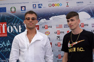 Giffoni Valle Piana, Sa, İtalya - 26 Temmuz 2018: Vegas Jones ve Quentin40 adlı Giffoni üzerinde 26 Temmuz 2018 Giffoni Valle Piana, İtalya Festivali 2018 - Film 