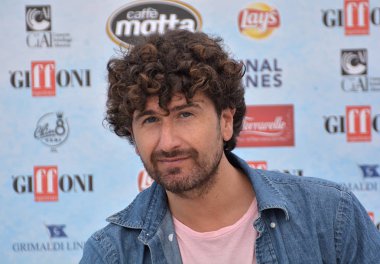 Giffoni Valle Piana, Sa, İtalya - 27 Temmuz 2018: Alessandro Siani, Giffoni Film Festivali 2018 - üzerinde 27 Temmuz 2018 Giffoni Valle Piana, İtalya 