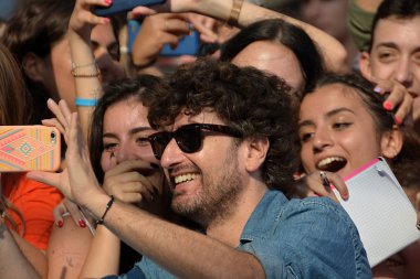 Giffoni Valle Piana, Sa, İtalya - 27 Temmuz 2018: Alessandro Siani, Giffoni Film Festivali 2018 - üzerinde 27 Temmuz 2018 Giffoni Valle Piana, İtalya 