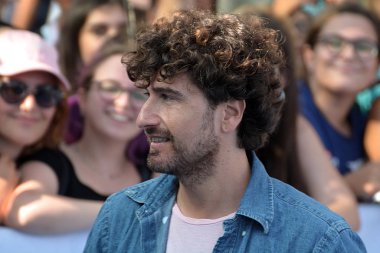 Giffoni Valle Piana, Sa, İtalya - 27 Temmuz 2018: Alessandro Siani, Giffoni Film Festivali 2018 - üzerinde 27 Temmuz 2018 Giffoni Valle Piana, İtalya 
