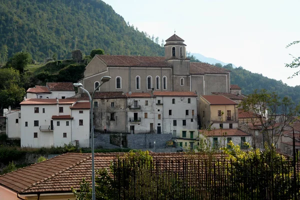 Lagonegro 南イタリアにおける都市景観 — ストック写真