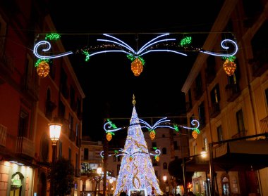 İtalya: Luci d'Artista, Noel ışıkları göster Salerno, Aralık 8,2018