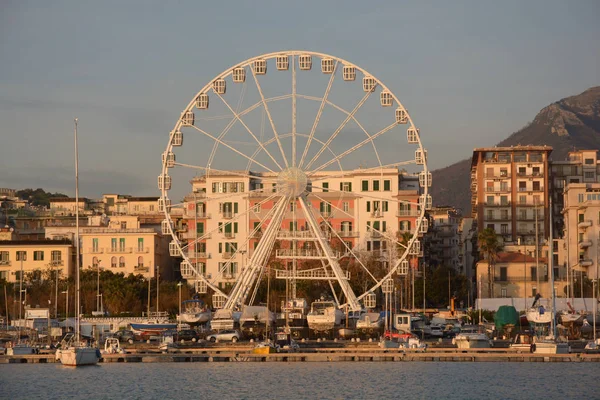 Italia Ruota Panoramica Luci Artista 2018 Spettacolo Luci Natalizie Salerno — Foto Stock