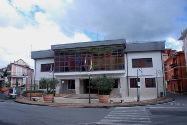 İtalya : San Cipriano Picentino'da kentsel peyzaj, Mayıs 2019.