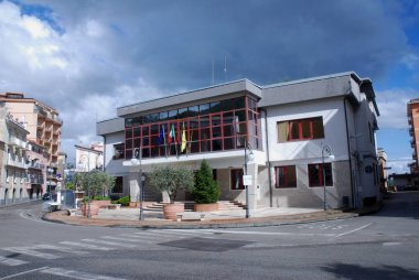 İtalya : San Cipriano Picentino'da kentsel peyzaj, Mayıs 2019.