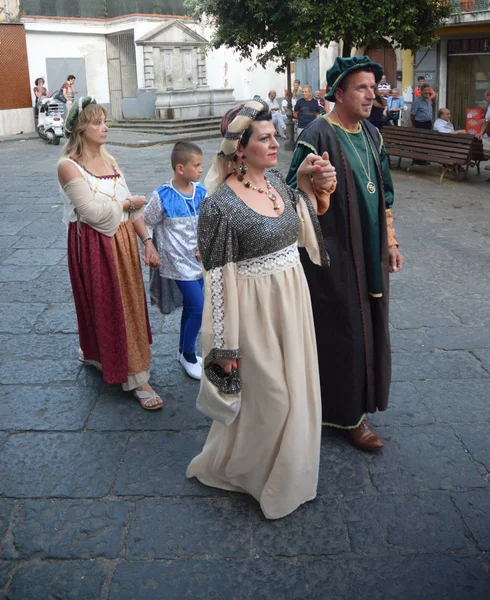 Italien Historisk Procession Och Medeltida Festival Giffoni Valle Piana För — Stockfoto