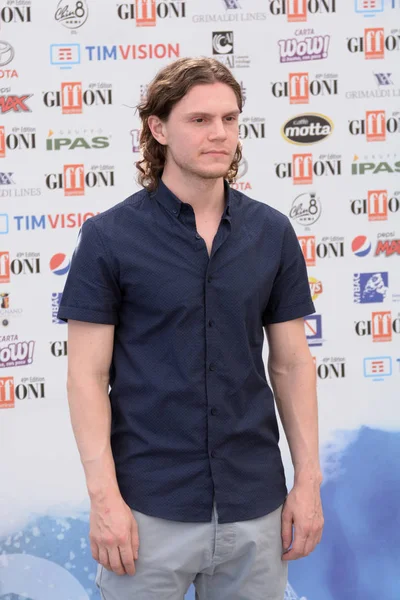 Giffoni Valle Piana, Sa, İtalya - 23 Temmuz 2019 : Evan Peters Giffoni Film Festivali'nde 2019 - 23 Temmuz 2019'da Giffoni Valle Piana, İtalya.
