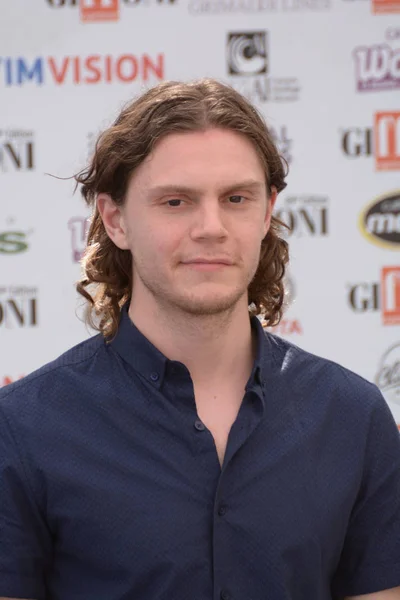 Giffoni Valle Piana, Sa, İtalya - 23 Temmuz 2019 : Evan Peters Giffoni Film Festivali'nde 2019 - 23 Temmuz 2019'da Giffoni Valle Piana, İtalya.