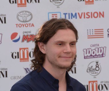 Giffoni Valle Piana, Sa, İtalya - 23 Temmuz 2019 : Evan Peters Giffoni Film Festivali'nde 2019 - 23 Temmuz 2019'da Giffoni Valle Piana, İtalya.