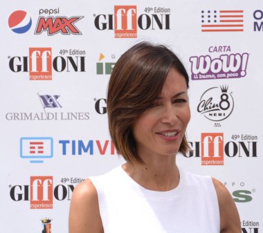 Giffoni Valle Piana, Sa, İtalya - 26 Temmuz 2019 : Mara Carfagna Giffoni Film Festivali'nde 2019 - 26 Temmuz 2019'da Giffoni Valle Piana, İtalya.
