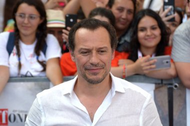 Giffoni Valle Piana, Sa, İtalya - 24 Temmuz 2019 : Stefano Accorsi Giffoni Film Festivali'nde 2019 - 24 Temmuz 2019'da Giffoni Valle Piana, İtalya.