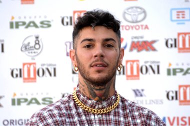 Giffoni Valle Piana, Sa, İtalya - 26 Temmuz 2019 : Emis Killa Giffoni Film Festivali'nde 2019 - 26 Temmuz 2019'da Giffoni Valle Piana, İtalya.