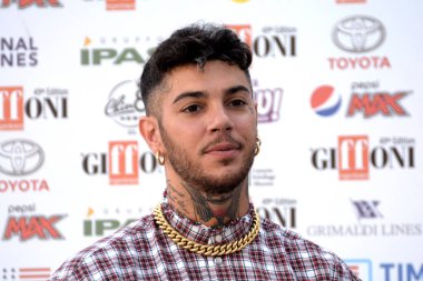 Giffoni Valle Piana, Sa, İtalya - 26 Temmuz 2019 : Emis Killa Giffoni Film Festivali'nde 2019 - 26 Temmuz 2019'da Giffoni Valle Piana, İtalya.