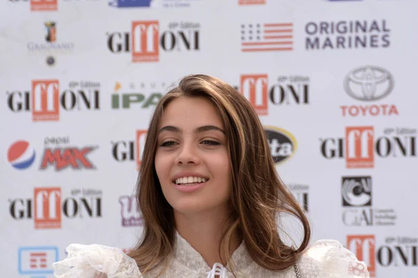 Giffoni Valle Piana, Sa, İtalya - 20 Temmuz 2019 : Elisa Visari Giffoni Film Festivali'nde 2019 - 20 Temmuz 2019'da Giffoni Valle Piana, İtalya.