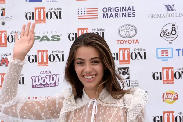 Giffoni Valle Piana, Sa, İtalya - 20 Temmuz 2019 : Elisa Visari Giffoni Film Festivali'nde 2019 - 20 Temmuz 2019'da Giffoni Valle Piana, İtalya.