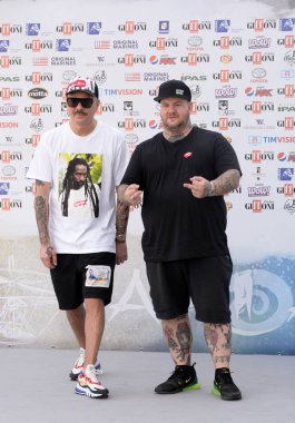 Giffoni Valle Piana, Sa, İtalya - 21 Temmuz 2019 : Don Joe ve Jake La Furia Giffoni Film Festivali'nde 2019 - 21 Temmuz 2019'da Giffoni Valle Piana, İtalya.