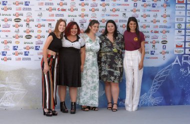 Giffoni Valle Piana, Sa, İtalya - 23 Temmuz 2019: Oyuncular: Dolcissime, Giulia Barbuto, Valeria Solarino, Alice Manfredi, Margherita De Francisco, Giulia Fiorellino, Giffoni Film Festivali 2019 - 23 Temmuz 2019 tarihinde Giffoni Valle Piana, İtalya.