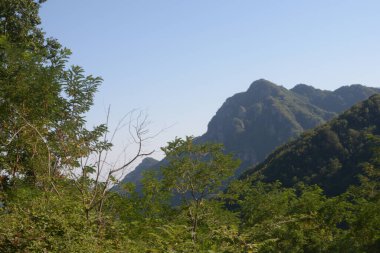 İtalya: Dağ manzarası, Campania, Güney İtalya, 2 Ağustos 2020.