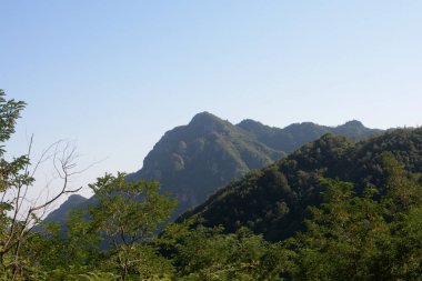 İtalya: Dağ manzarası, Campania, Güney İtalya, 2 Ağustos 2020.