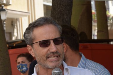 İtalya: İtalyan siyasetçi Stefano Caldoro bir halk toplantısında Salerno 'da konuştu. 26 Ağustos 2020.