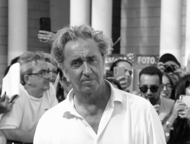 GiFFONI VALİNA PİANA - 23 Temmuz 2025: Paolo Sorrentino Giffoni Film Festivali 2025 - 23 Temmuz 2025 tarihinde Giffoni Valle Piana, İtalya.