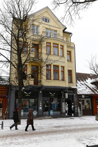 Zakopane Polonya Mart 2018 1927 Yılında Inşa Tuğla Binada Yenilenmiş — Stok fotoğraf