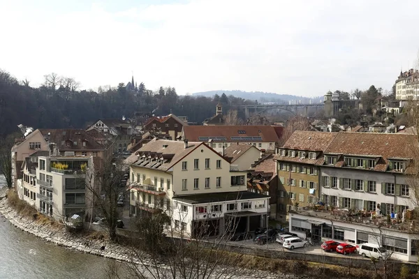 Bern Svájc 2018 Február Lakóházak Aare Folyó Mellett Régi Város — Stock Fotó