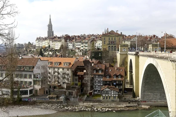 Bern Svájc 2018 Február Sűrű Városi Fejlődés Középkori Óváros Domináns — Stock Fotó